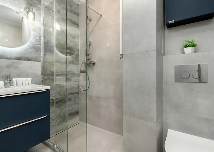 Seaside Family Apartment 8 Guests Walk To Beach By Noclegi Renters Lägenhet